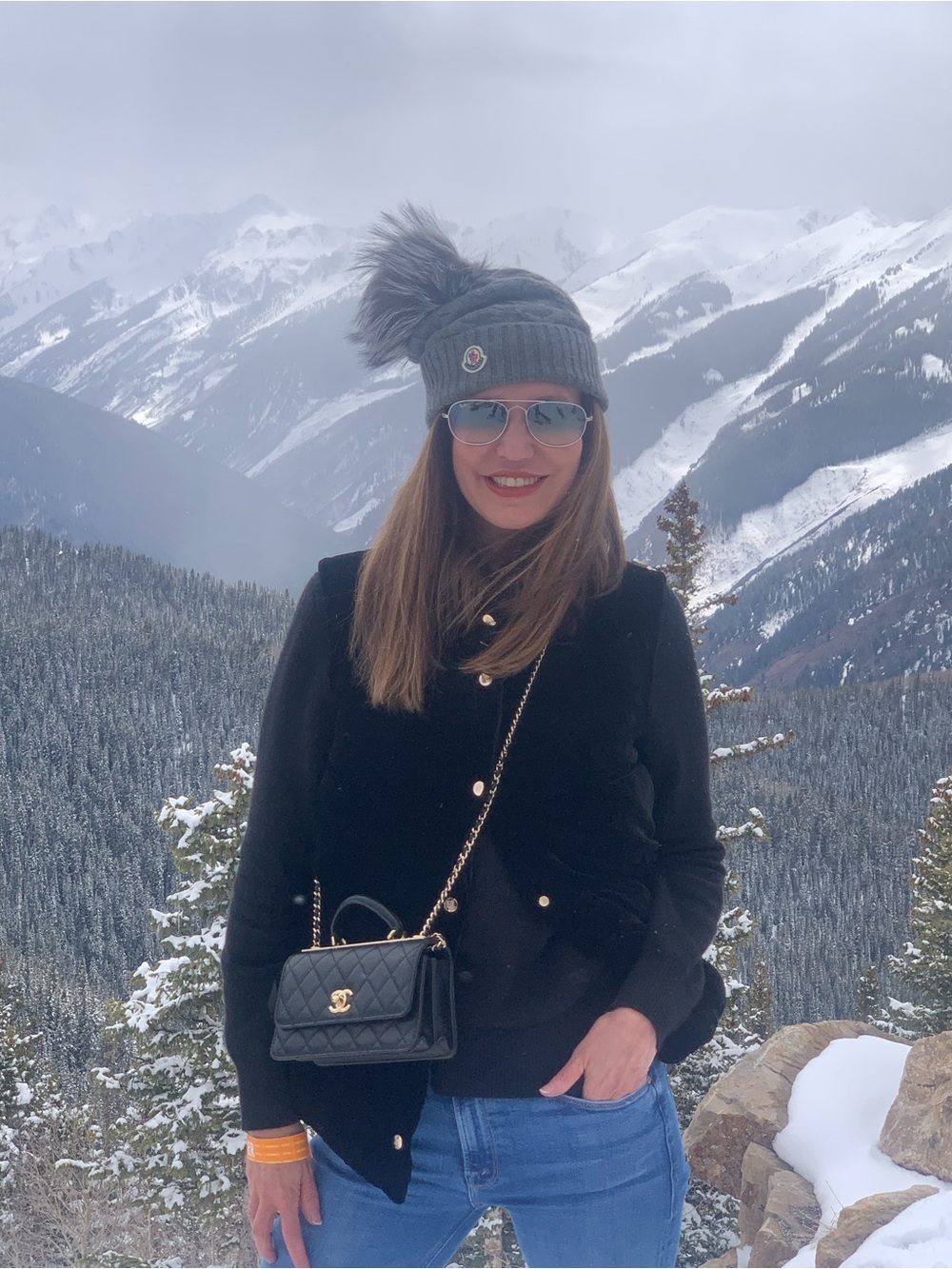 Moncler Berretto Cable-Knit Beanie with Silver Fox 🦊 Pom-Pom - Picture 8 of 9